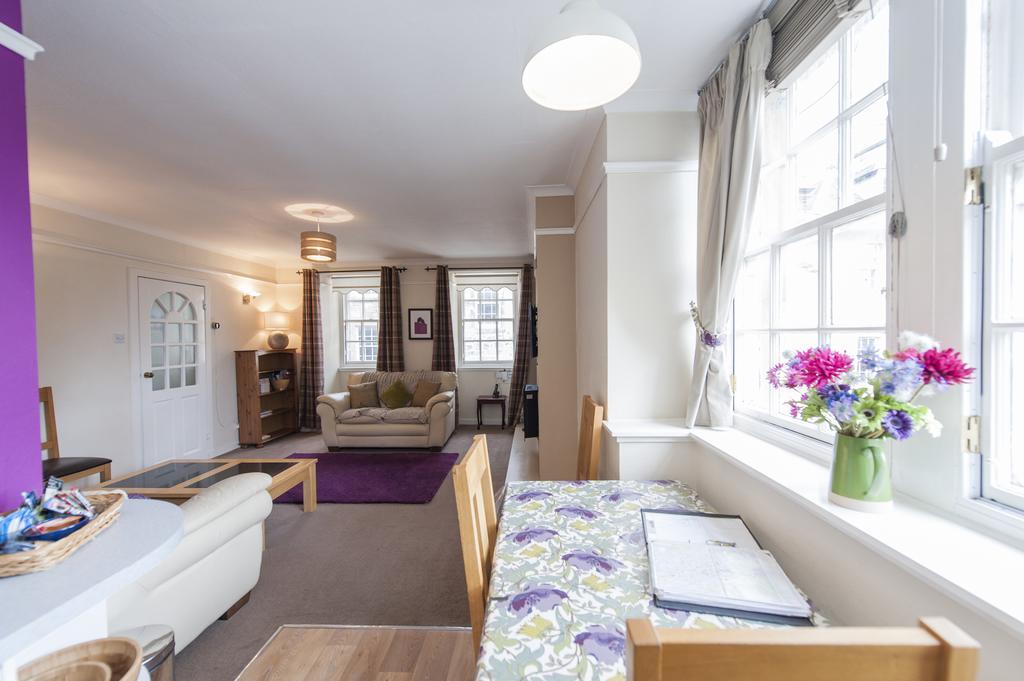 Writers View, Royal Mile Apartment Эдинбург Экстерьер фото